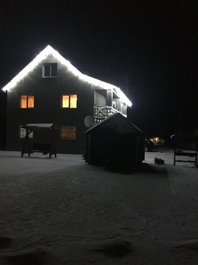 Карпатські Зорі Villa Pilipets Exteriör bild
