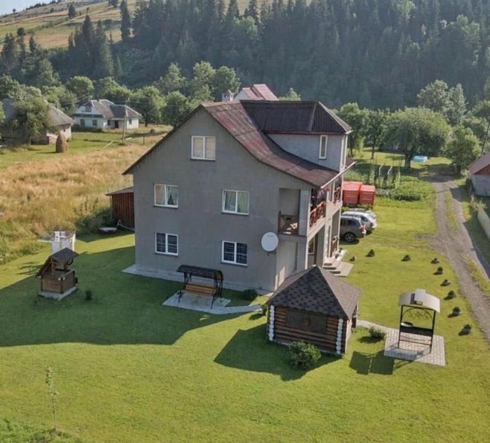 Карпатські Зорі Villa Pilipets Exteriör bild