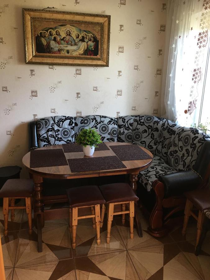 Карпатські Зорі Villa Pilipets Exteriör bild